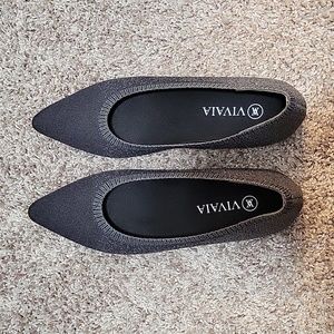 VIVAIA Pointed Toe Ballet Flats 9 Starry Grey NWOT